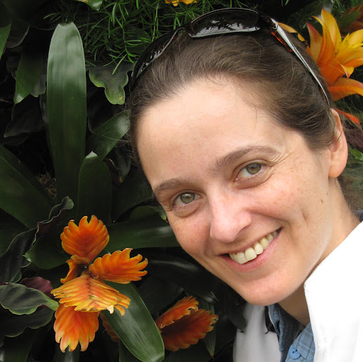 Ruth Carlson Photo 33
