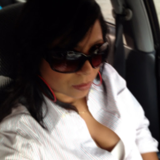 Heidi Garcia Photo 12