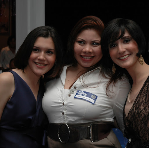 Stephanie Kuhn Photo 17