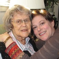Stacy Becker Photo 30
