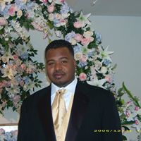 Alexander Roberts Photo 15