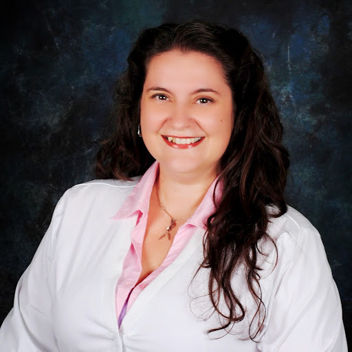 Jennifer Houle Photo 9