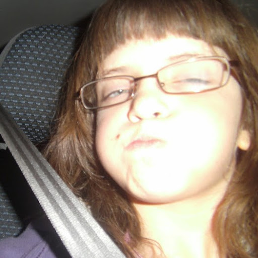 Sarah Teasley Photo 15