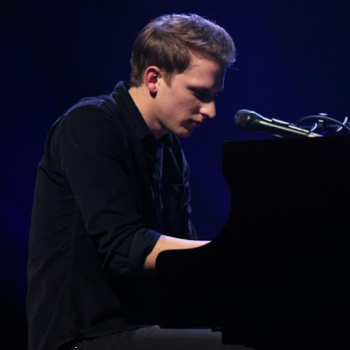 Adam Rowley Photo 6