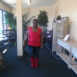 Christina Rhodes Photo 11