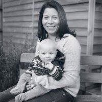 Elizabeth Oswald Photo 8