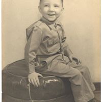 Dennis Guthrie Photo 25