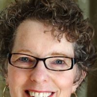 Heidi Armstrong Photo 9
