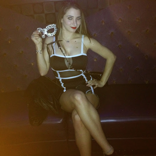 Kristina Gonzalez Photo 26