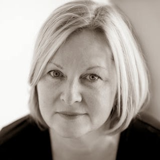 Sarah Dobbs Photo 35