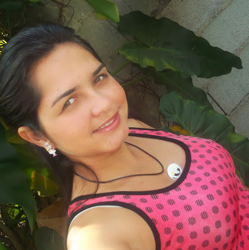Geraldine Perez Photo 36