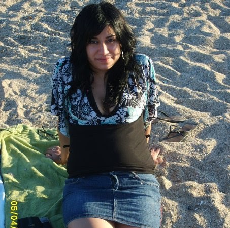 Andrea Angulo Photo 38