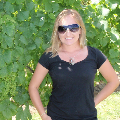 Jennifer Maas Photo 12