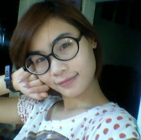 Hee Young Photo 32