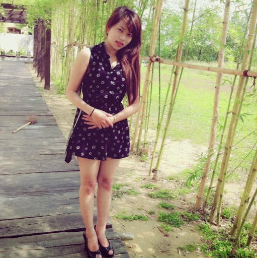 Le Trinh Photo 42