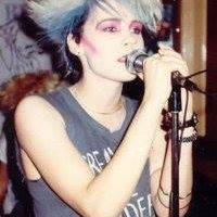 Anne Robins Photo 8