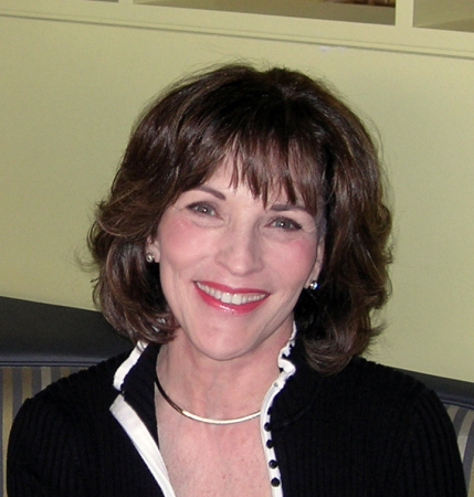 Diane Young Photo 37