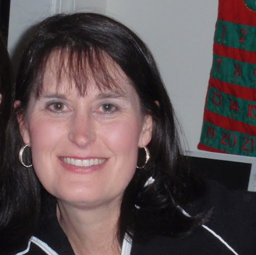 Cindy Lavelle Photo 10