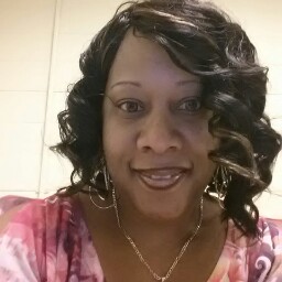 Michelle Strong Photo 33