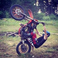 Dylan Reynolds Photo 18