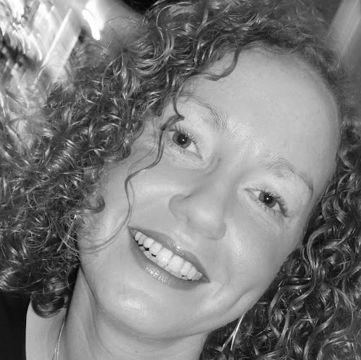 Helen Francis Photo 19