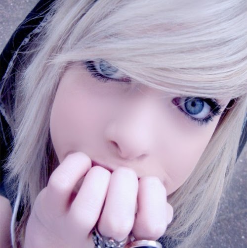 Rebekah Monroe Photo 25