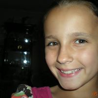 Alexis Fitzgerald Photo 8