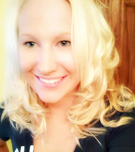 Rachel Derr Photo 15