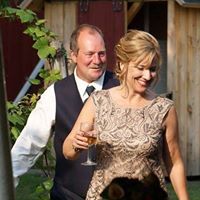Julie Hackett Photo 36