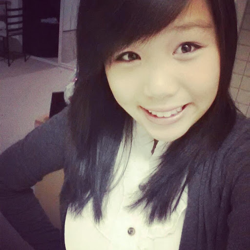 Annie Hoang Photo 16