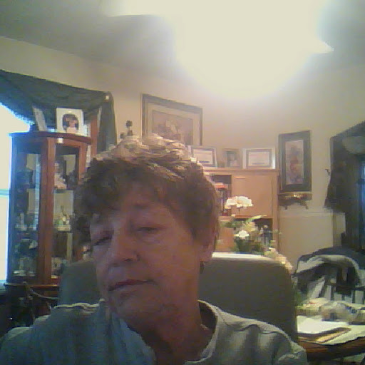 Beatrice Cox Photo 6