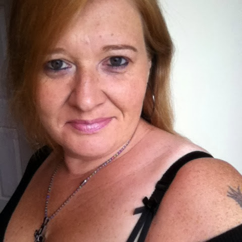 Michelle Owen Photo 4