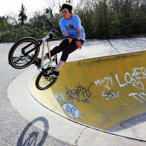 Joe Lane Photo 34