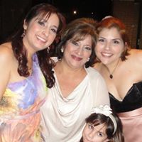 Alma Urrutia Photo 12