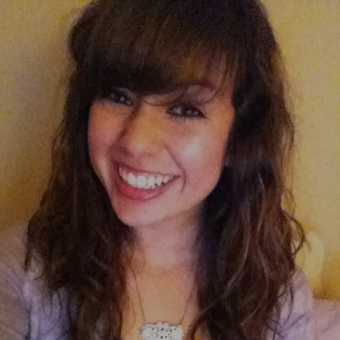 Nicole Bell Photo 6