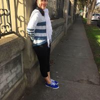 Kim Pham Photo 34