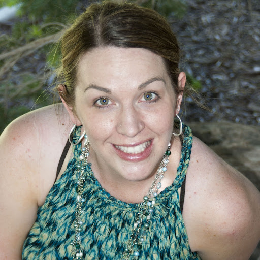 Allison Hanna Photo 16