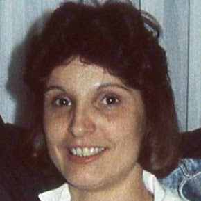 Lorraine Schneider Photo 6