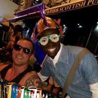 Lee Simpson Photo 31