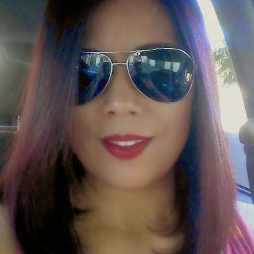 Elizabeth Robles Photo 15