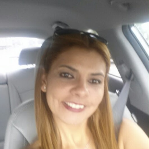 Jessica Quintero Photo 9
