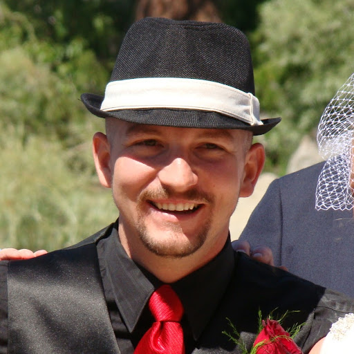 Evan Gardner Photo 26