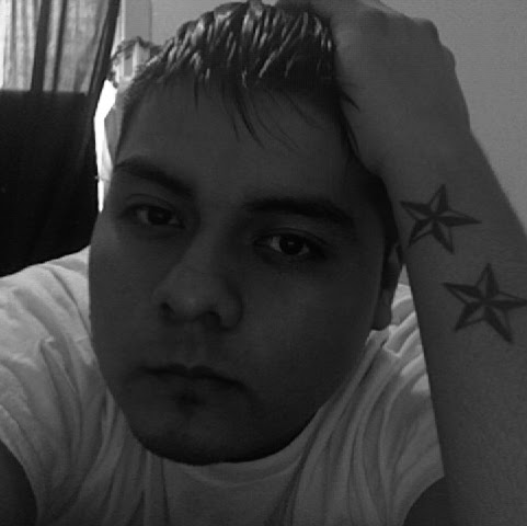 Alejandro Guzman Photo 39