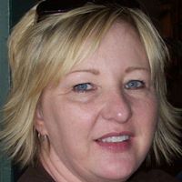 Robin Hendrix Photo 7