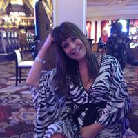 Beth Gee Photo 34