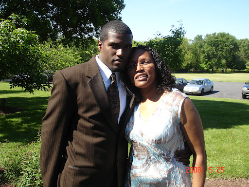 Kim Hendrickson Photo 40