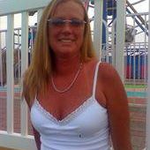 Shelley Hutchinson Photo 4