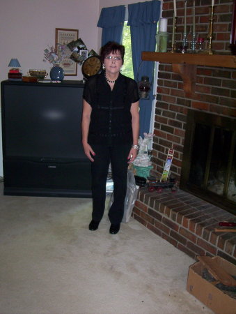 Jan Hartley Photo 15