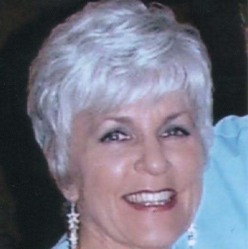 Glenda Hurst Photo 19