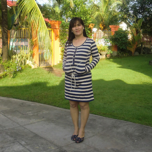 Luz Aquino Photo 31